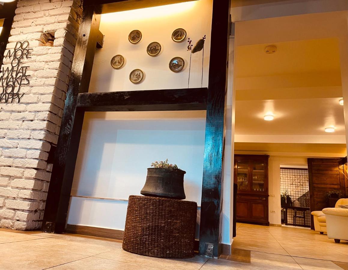 Casa Pisica Noastra Hotel Breaza  Exterior foto